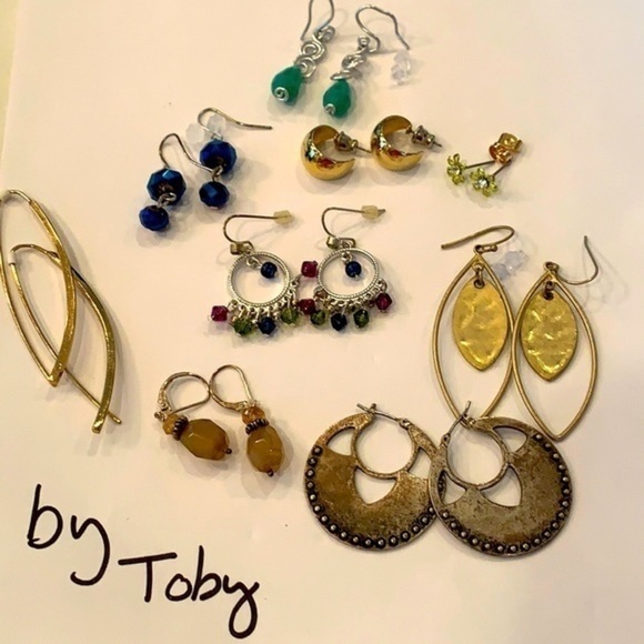 9 pair earring lot bundle one Napier chunky hoops - Picture 1 of 7